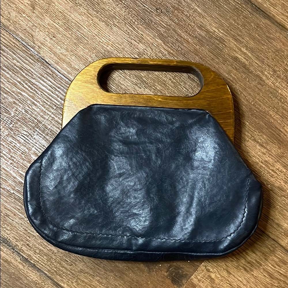 Vintage Black Leather Bermuda with Wooden Handle bag